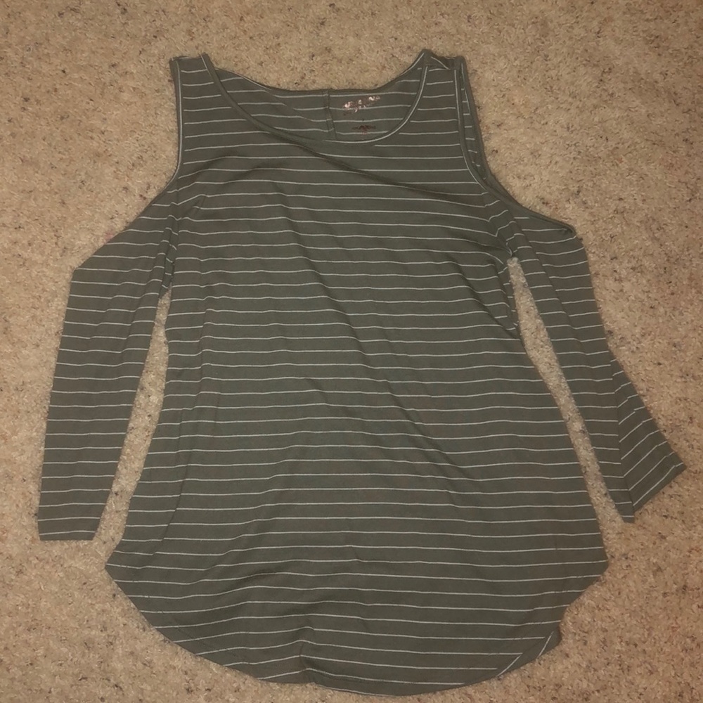 long sleeve shirt